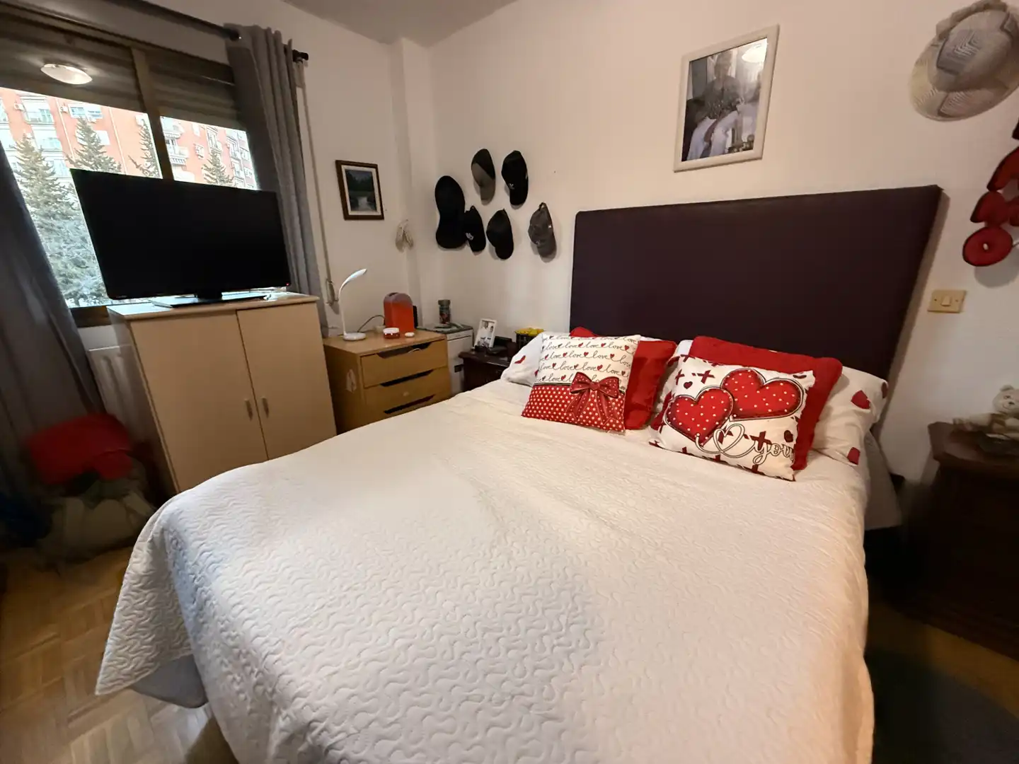 Bedroom of Flat for sale in Madrid  with Heating, Parquet flooring and Terrace