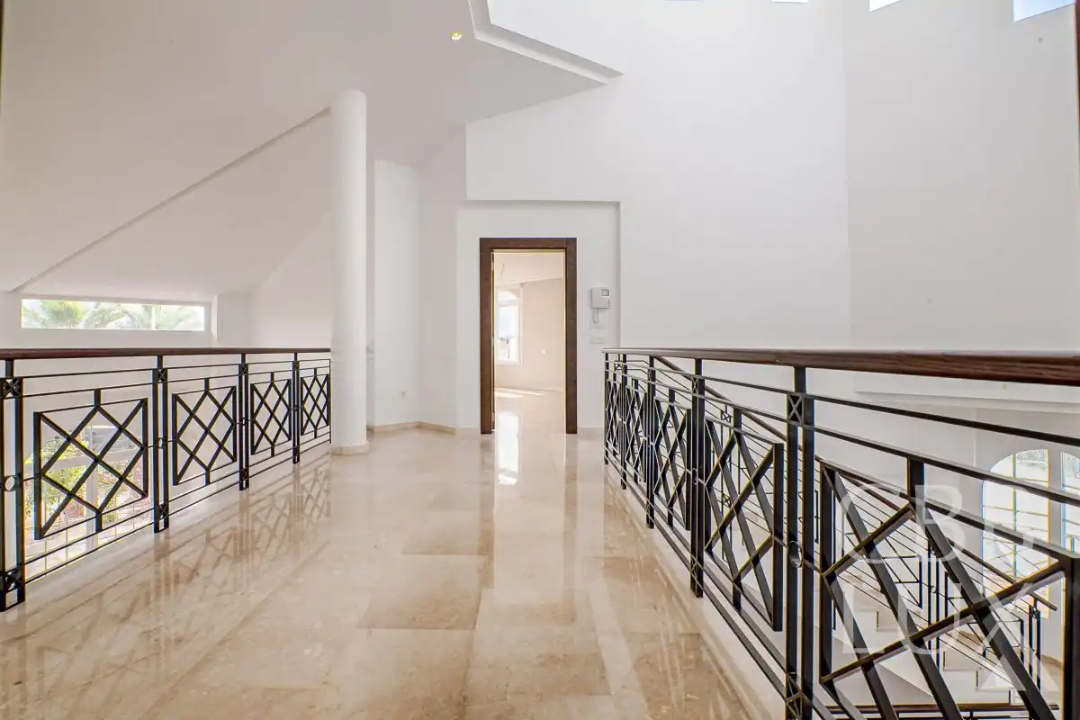 Chalet con terraza en venta en Pueblo - Urbanizaciones, imagen 19