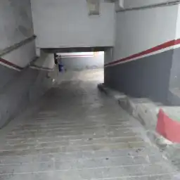 Parkplatz von Garage zum Verkauf in Santa Coloma de Gramenet mit Alarm