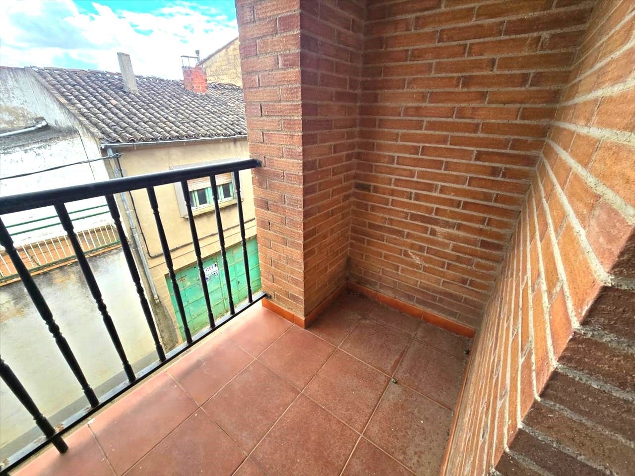 Flat for sale in Miguel Villanueva, Zarratón