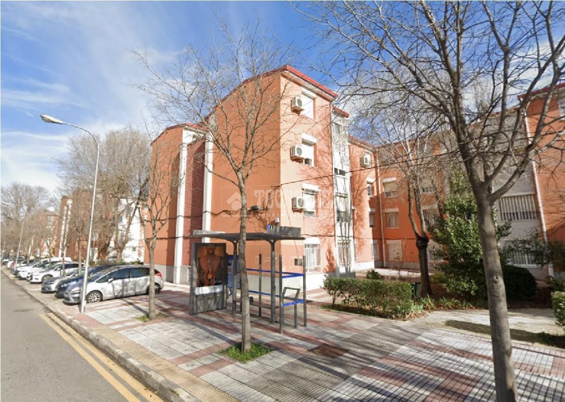 Exterior view of Flat for sale in  Madrid Capital  with Heating