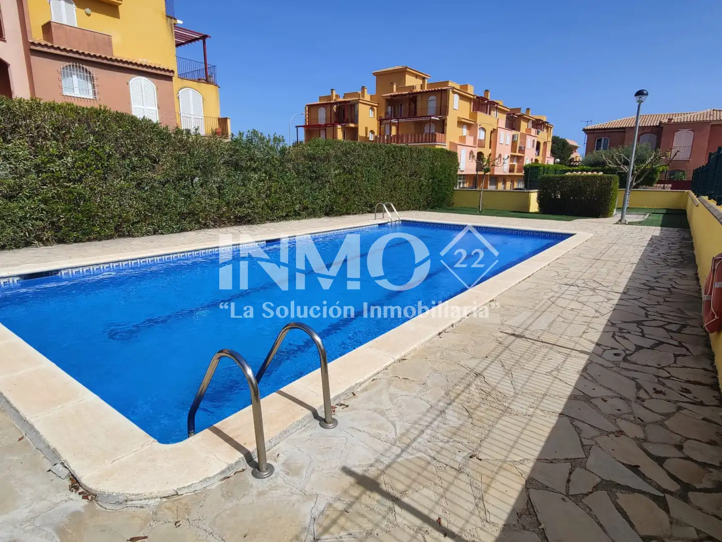 Piscina de Estudi en venda en Mont-roig del Camp amb Moblat, Forn i Rentadora