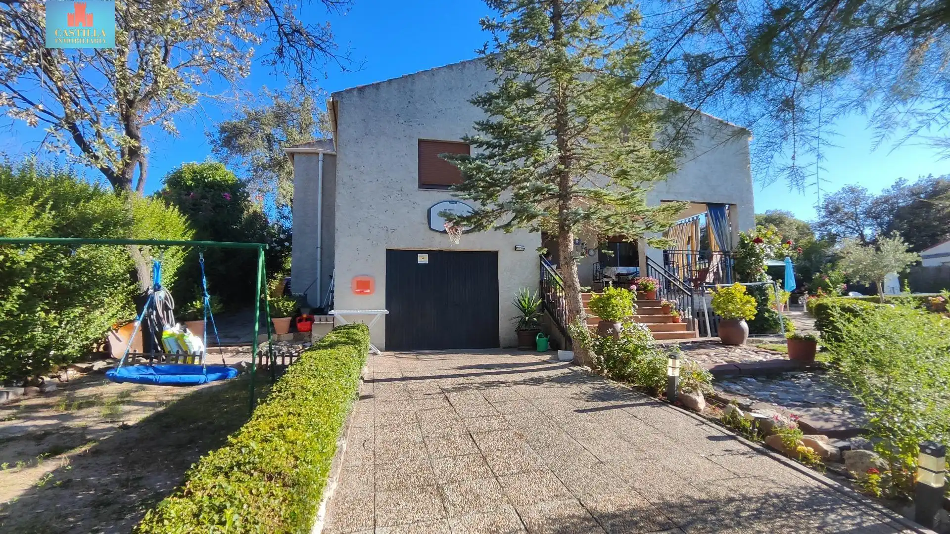 Vista exterior de Casa o xalet en venda en Peñalba de Ávila amb Calefacció, Jardí privat i Traster