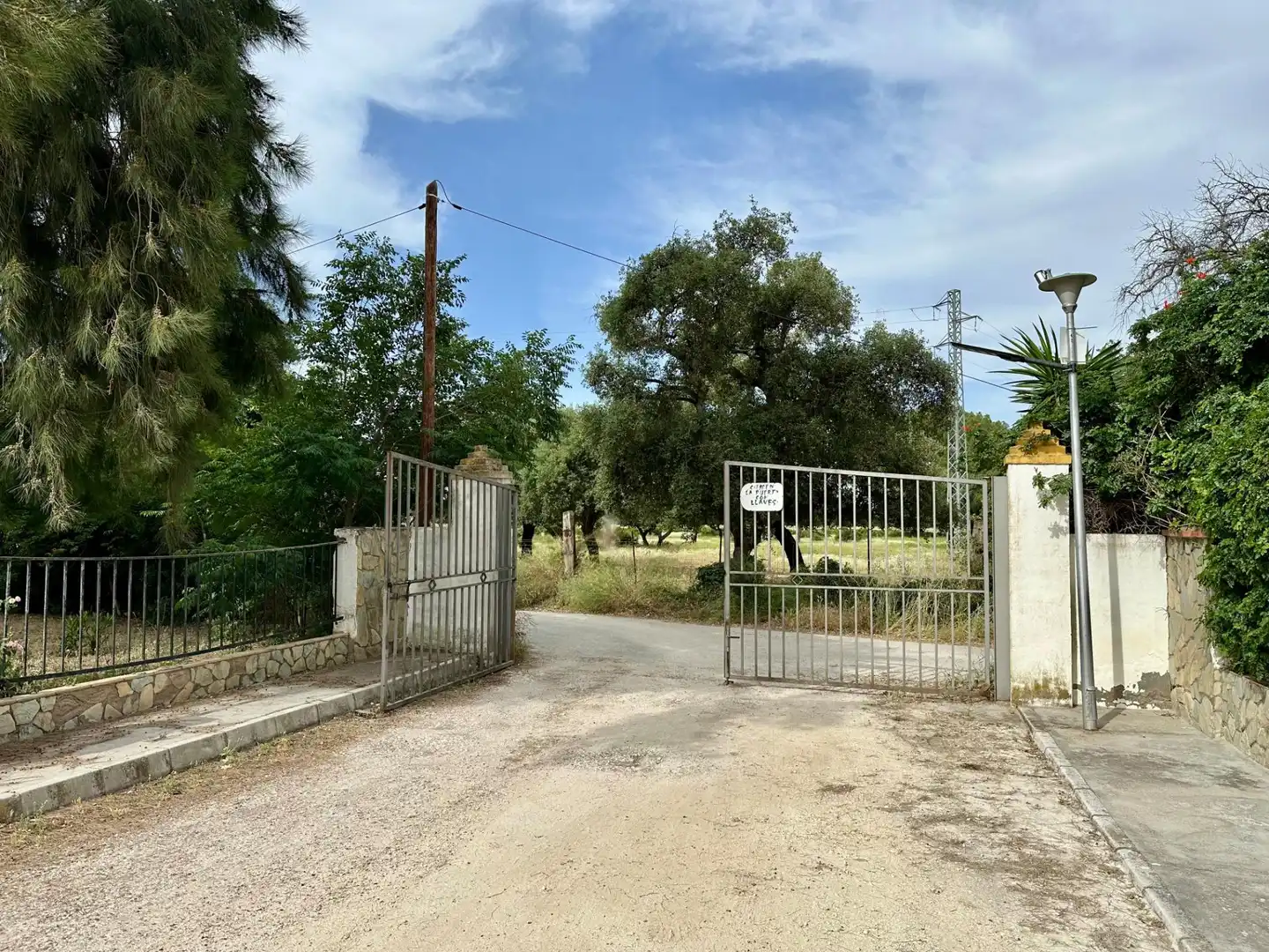 Houses for sale in Paradas