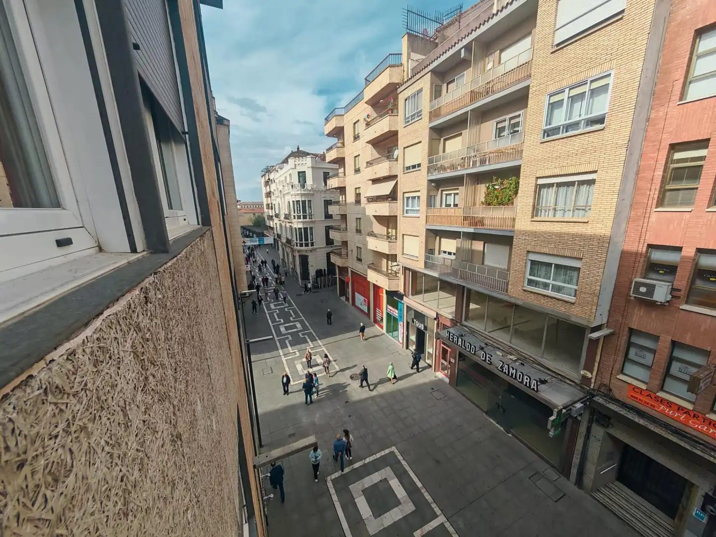 Vista exterior de Pis en venda en Zamora Capital  amb Calefacció i Parquet