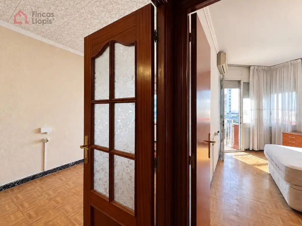 Appartamento con terrazza in vendita a Paseo Zona Franca 122, imagen 8