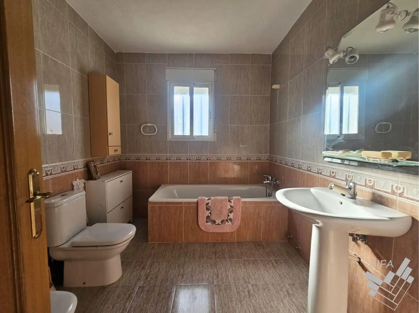 Bany de Casa o xalet en venda en Vinaròs amb Aire condicionat, Calefacció i Jardí privat