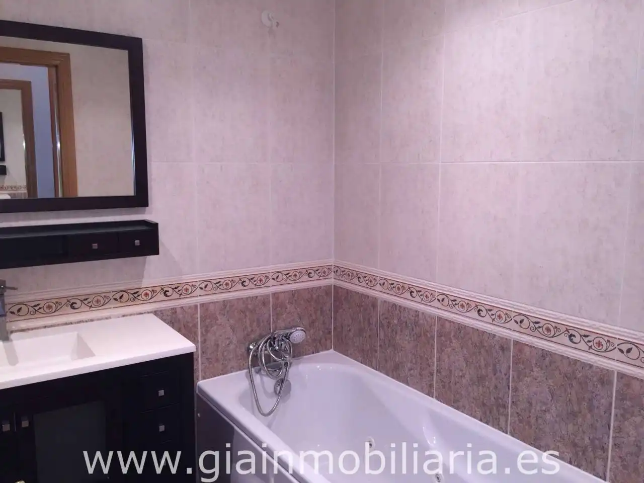 Flat with terrace for sale in Calle Redondela, imagen 10