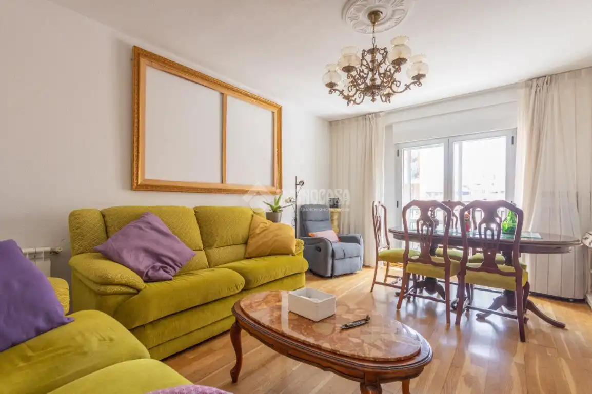 Living room of Flat for sale in Santa Marta de Tormes  with Heating