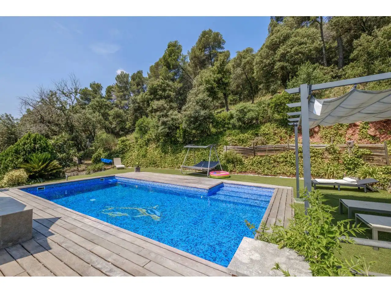 Swimming pool of Houses for sale in Matadepera  with Air Conditioner, Heating and Private garden