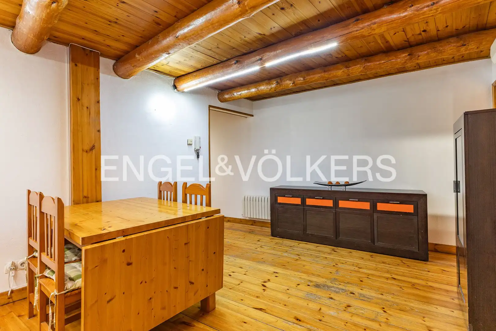 Dining room of Apartments for sale in Sabadell  with Air Conditioner and Heating