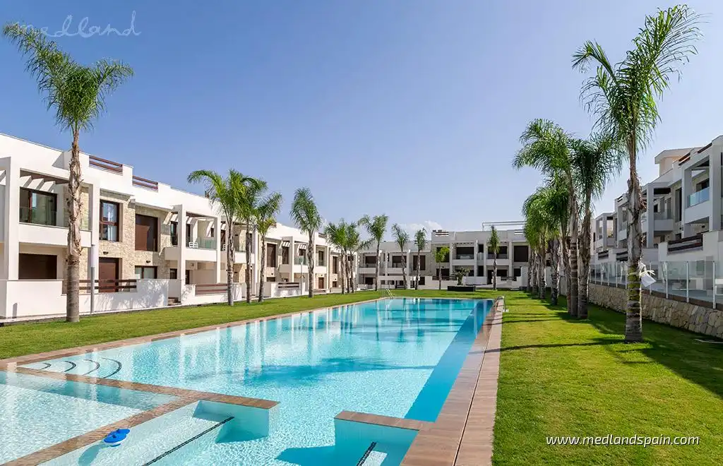 Apartment mit Pool zum Verkauf in Los Balcones - Los Altos