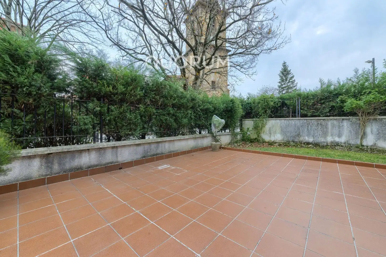 Terraza de Casa adosada en venta en Basauri  con Calefacción, Jardín privado y Terraza