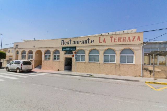 Local comercial en Alquiler en Calle PARROQUIA, 9 en Montepinar - La Aparecida - Raiguero