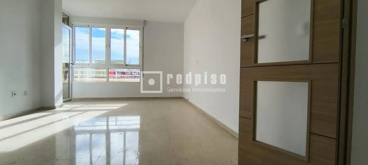 Dormitori de Pis en venda en Málaga amb Terrassa i Traster