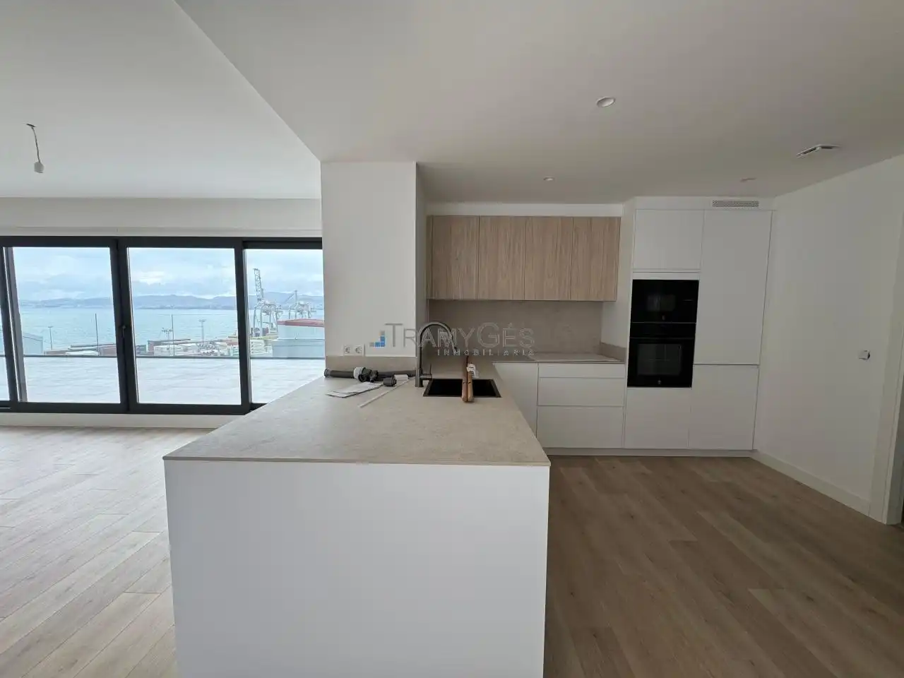 Flat with lift for sale in SANJURJO BADIA, imagen 15