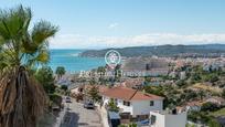 Vista exterior de Casa o xalet en venda en Sitges amb Calefacció, Jardí privat i Terrassa