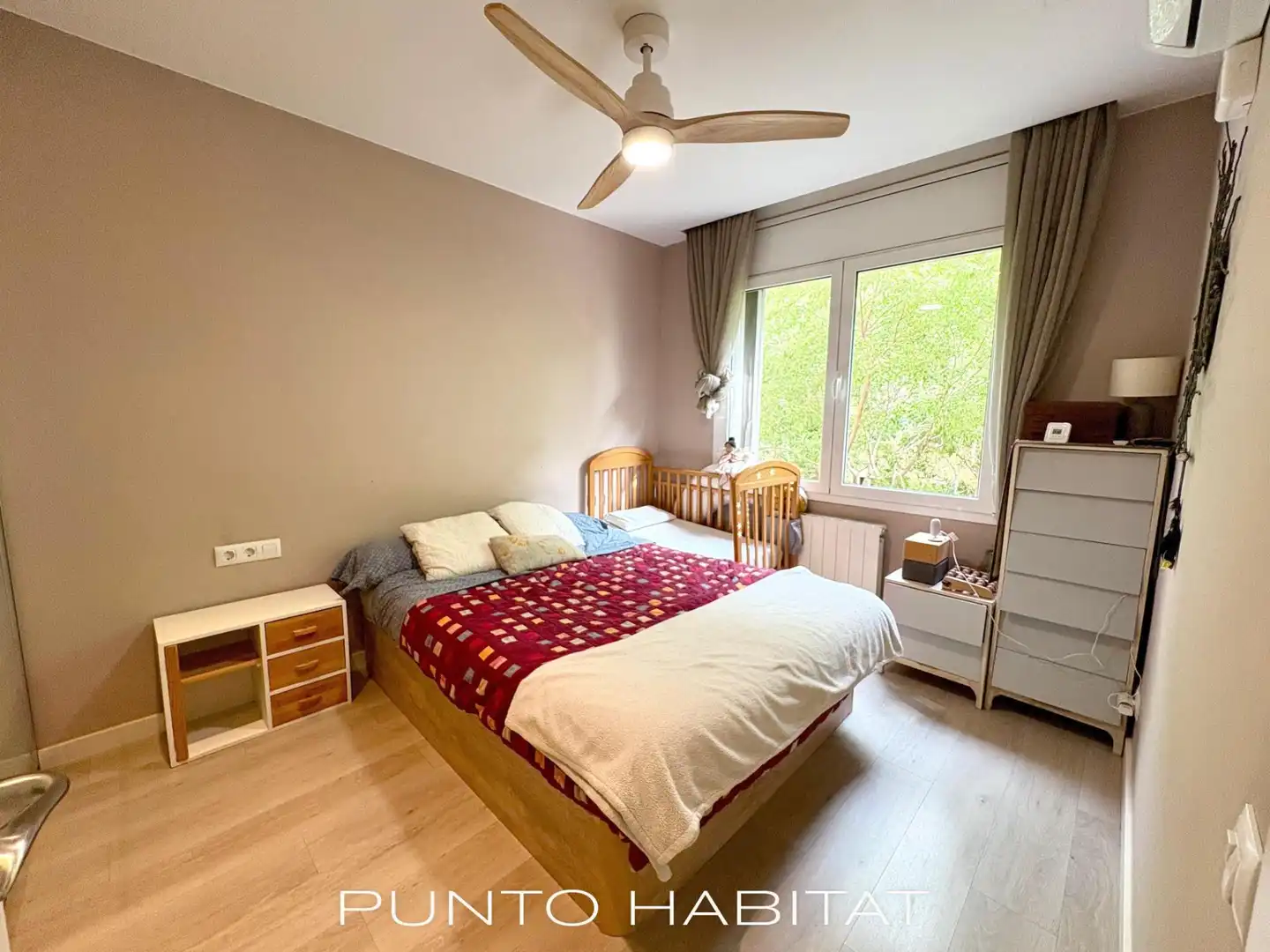 Habitación de Piso en venta en Barcelona con Aire acondicionado, Calefacción y Parquet