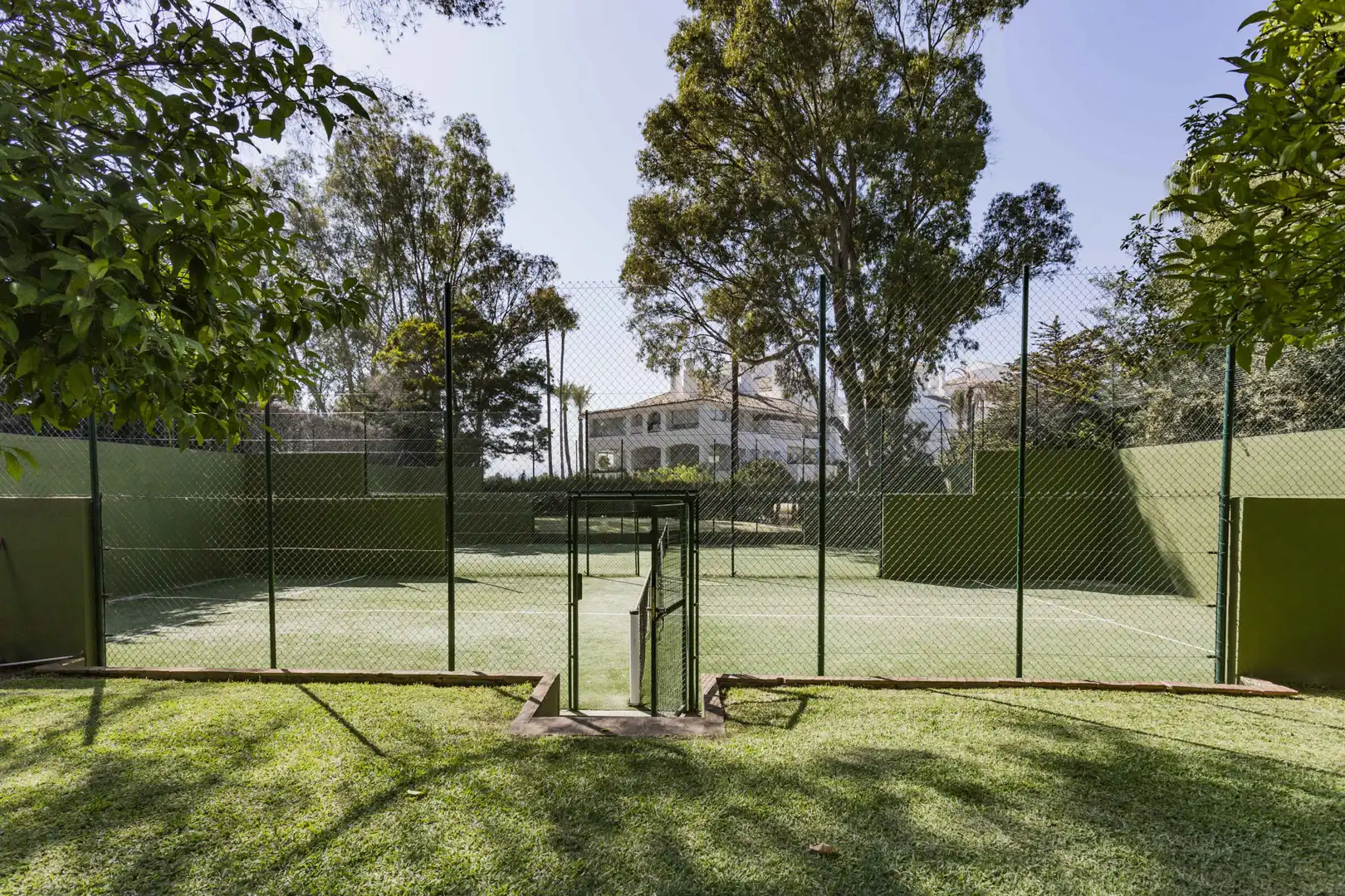 Jardí de Apartament en venda en Marbella amb Terrassa, Piscina i Internet