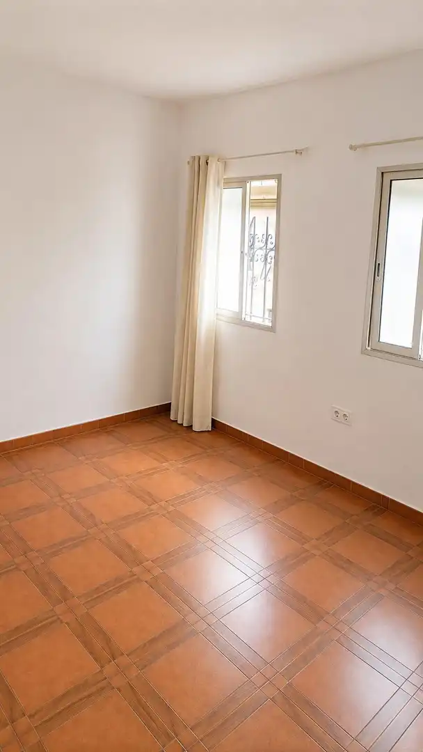 Vista exterior de Piso en venta en Sevilla
