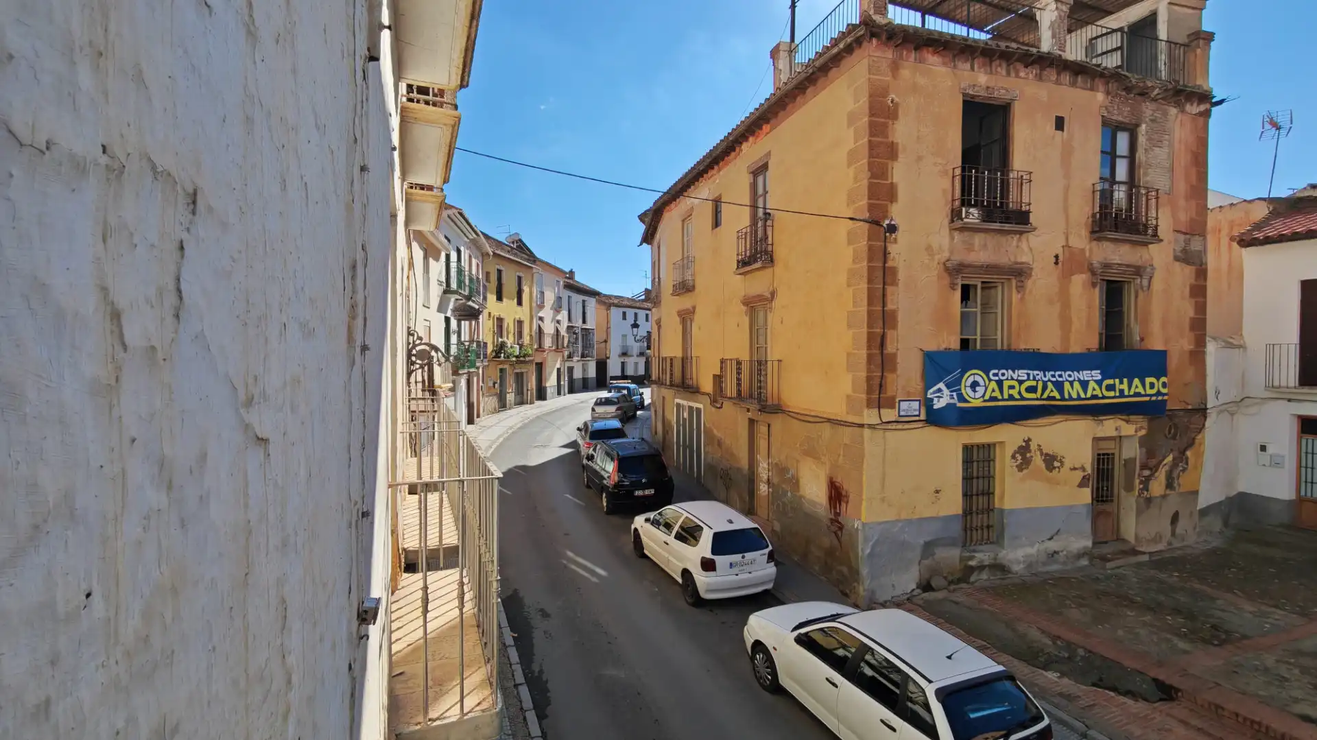 Vista exterior de Casa adosada en venda en Guadix, Granada