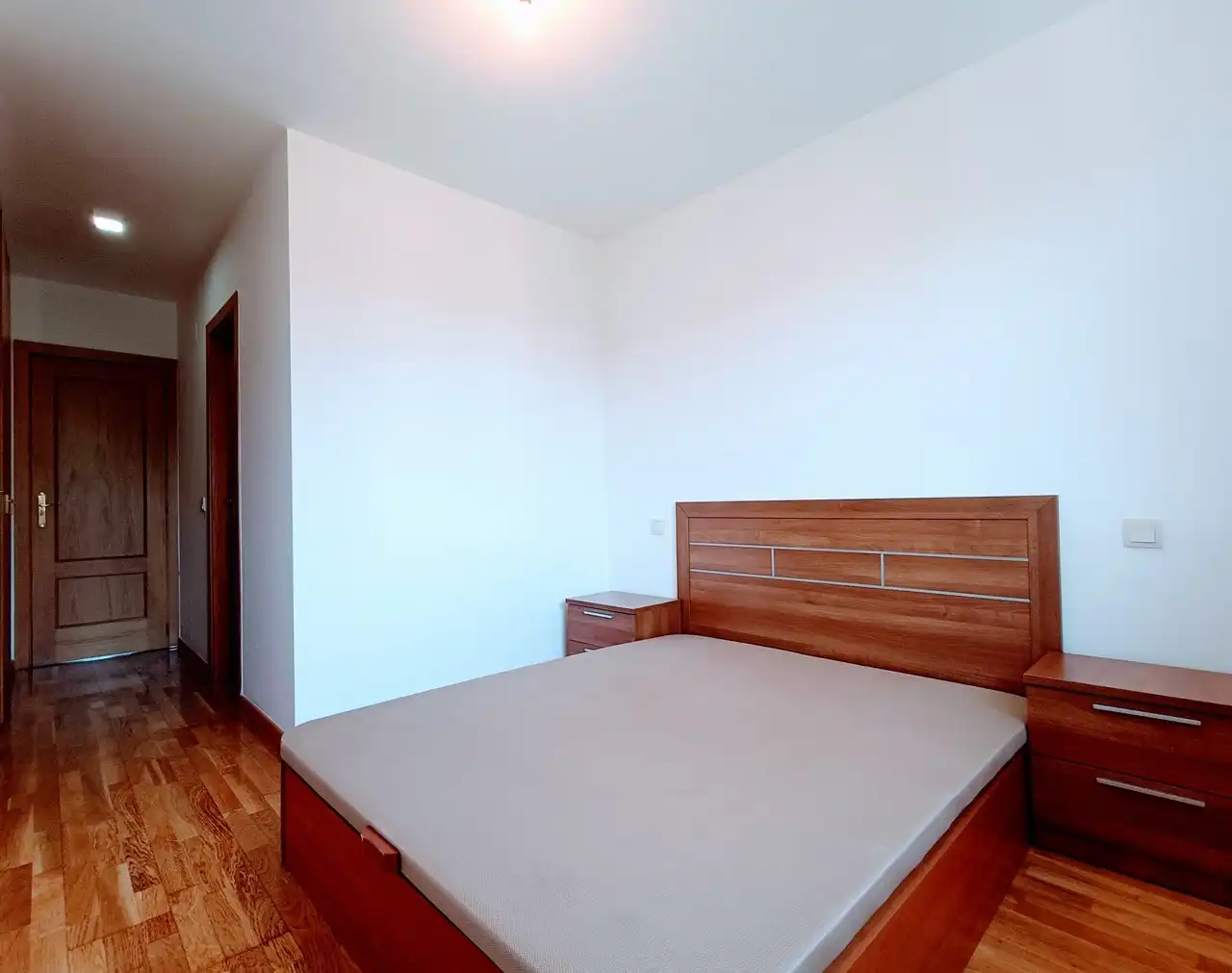 Schlafzimmer von Wohnung zur Miete in Madrid mit Klimaanlage, Heizung und Abstellraum