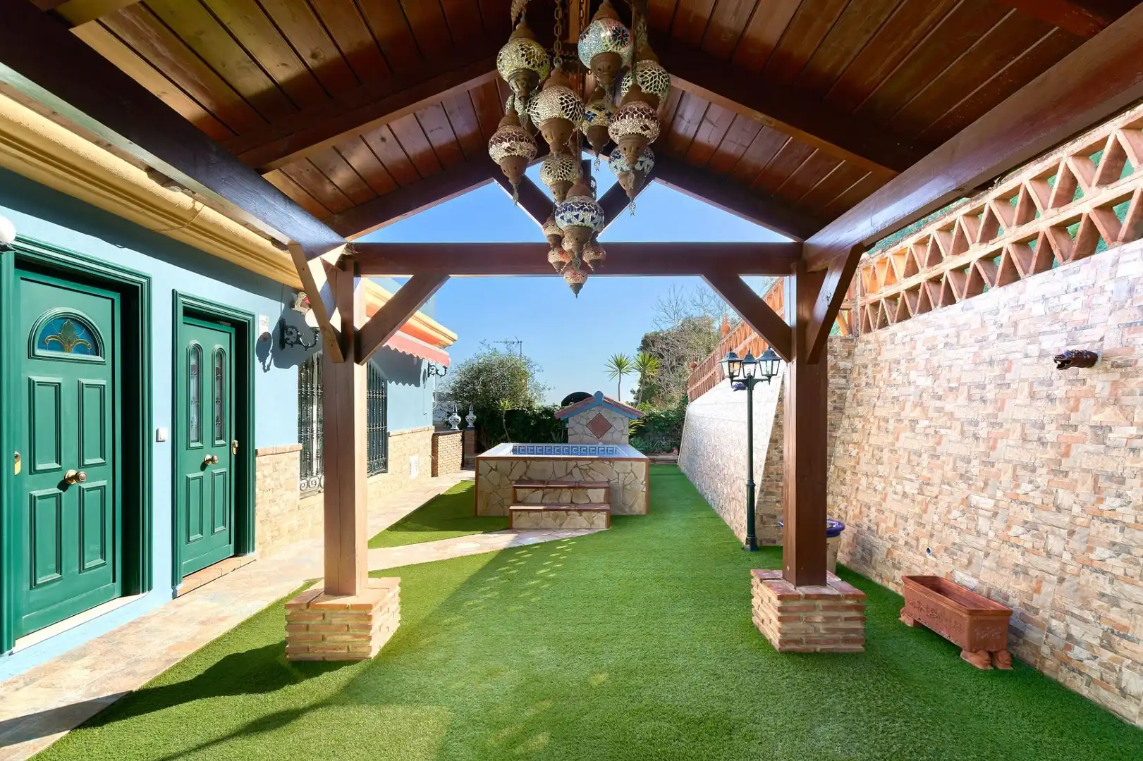 Terrassa de Casa o xalet en venda en Málaga amb Aire condicionat, Calefacció i Jardí privat