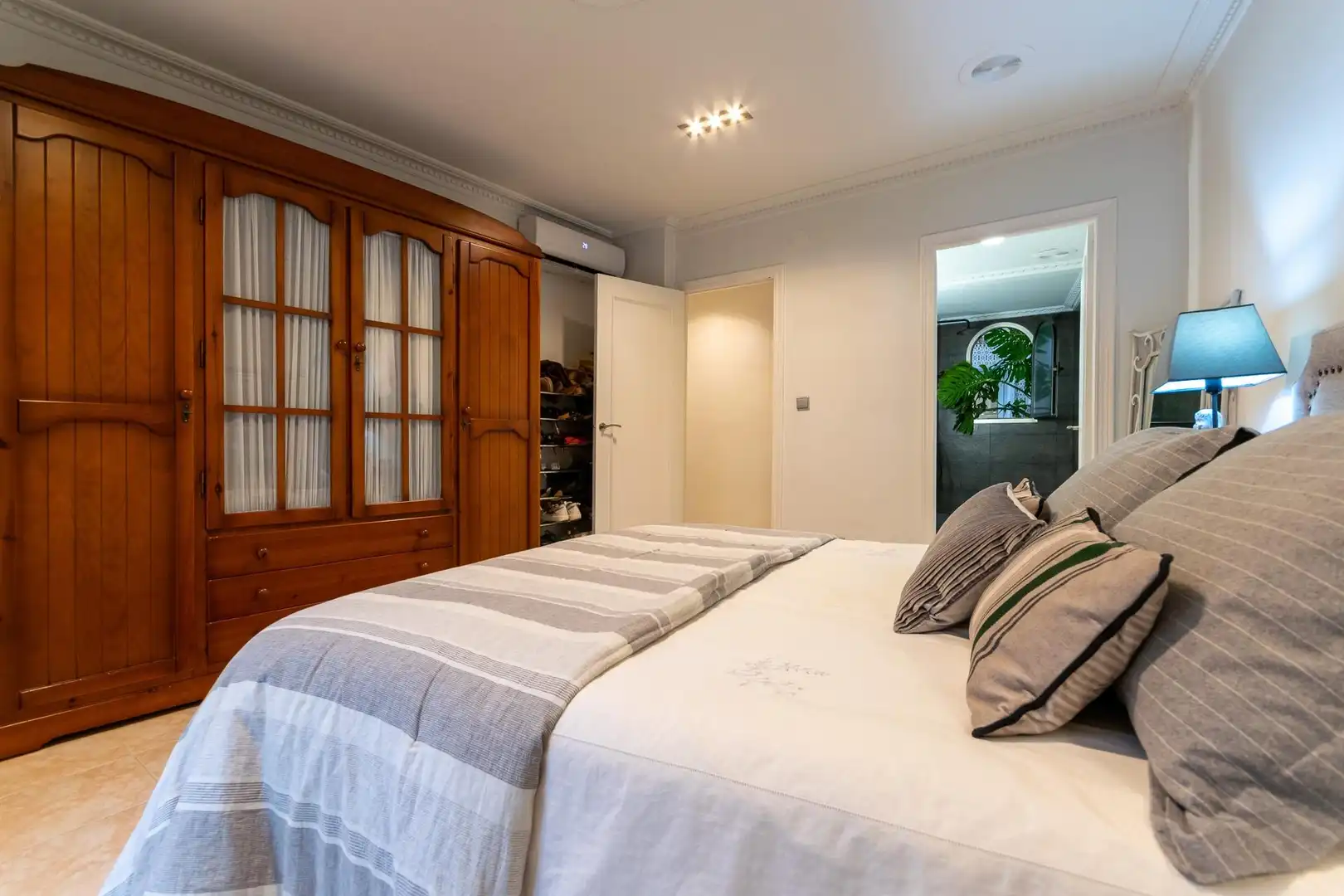 Habitación de Piso en venta en Crevillent con Aire acondicionado, Terraza y Trastero