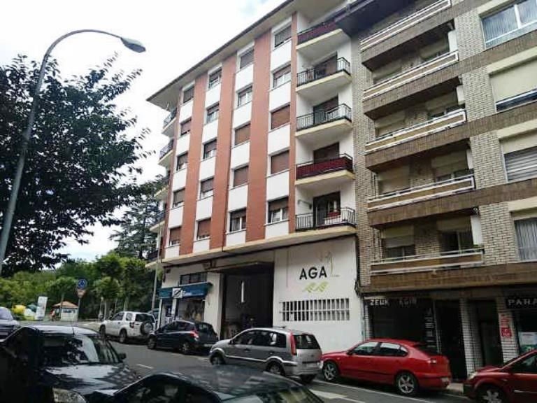 Vista exterior de Local en venda en Amurrio