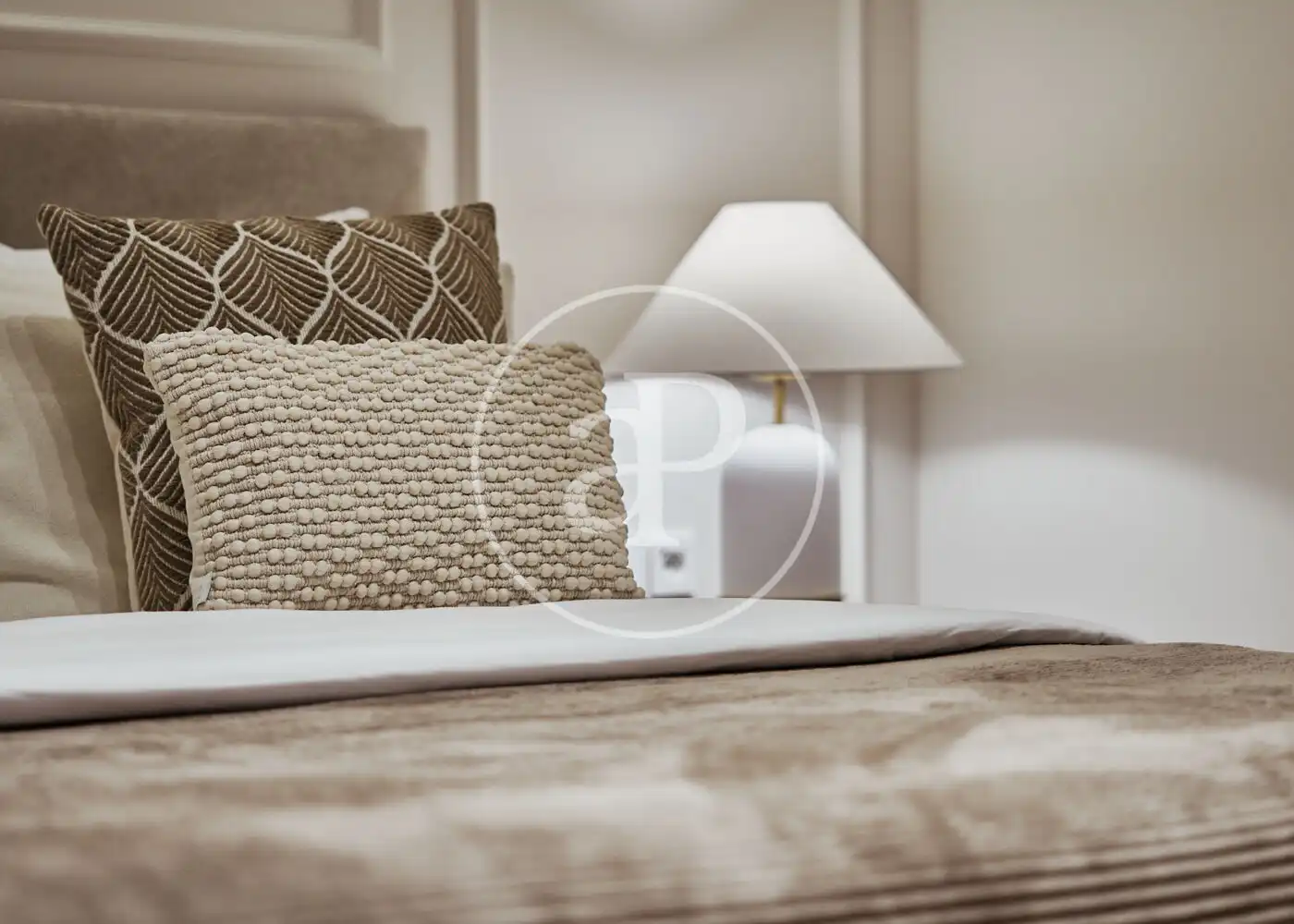 Bedroom of Flat for sale in Madrid  with Air Conditioner, Heating and Furnished