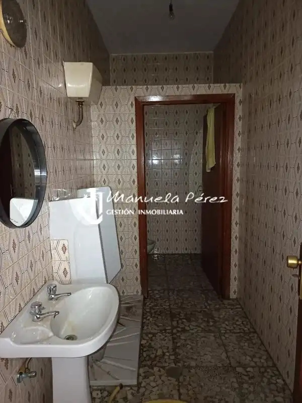 Baño de Nave industrial en venta en Navalmoral de la Mata