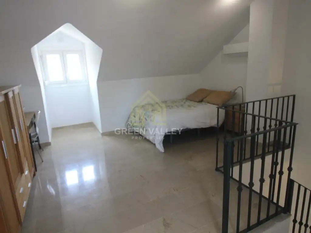 Casa aparellada en venda a Avenida de la Hacienda, imagen 32