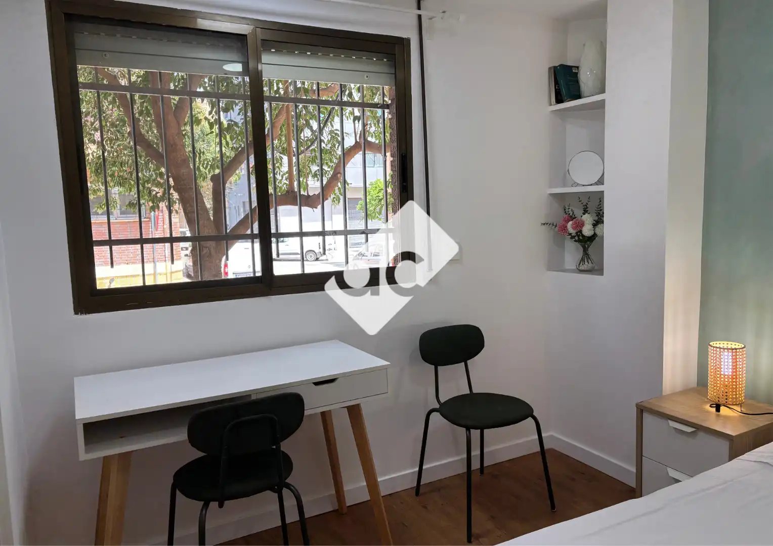 Habitación de Apartamento de alquiler en Valencia con Aire acondicionado, Calefacción y Parquet