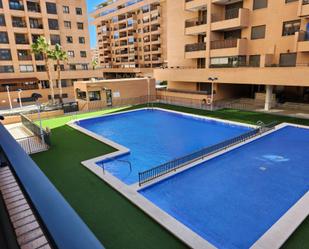 Piscina de Apartament de lloguer en Alboraya amb Aire condicionat, Terrassa i Piscina