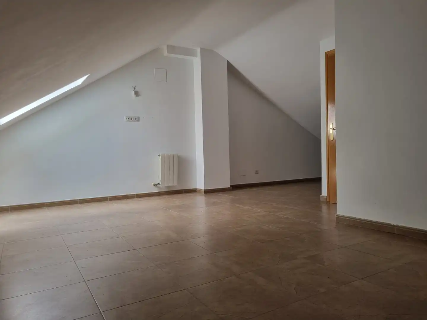 Casa adosada en venta en Uruñuela con Calefacción, Jardín privado y Parquet