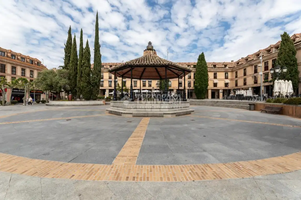 Außenansicht von Wohnung zum Verkauf in Las Rozas de Madrid mit Klimaanlage und Heizung