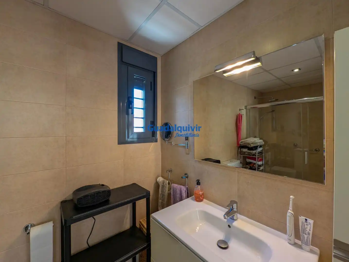 Bany de Casa o xalet en venda en Sevilla amb Aire condicionat, Calefacció i Terrassa