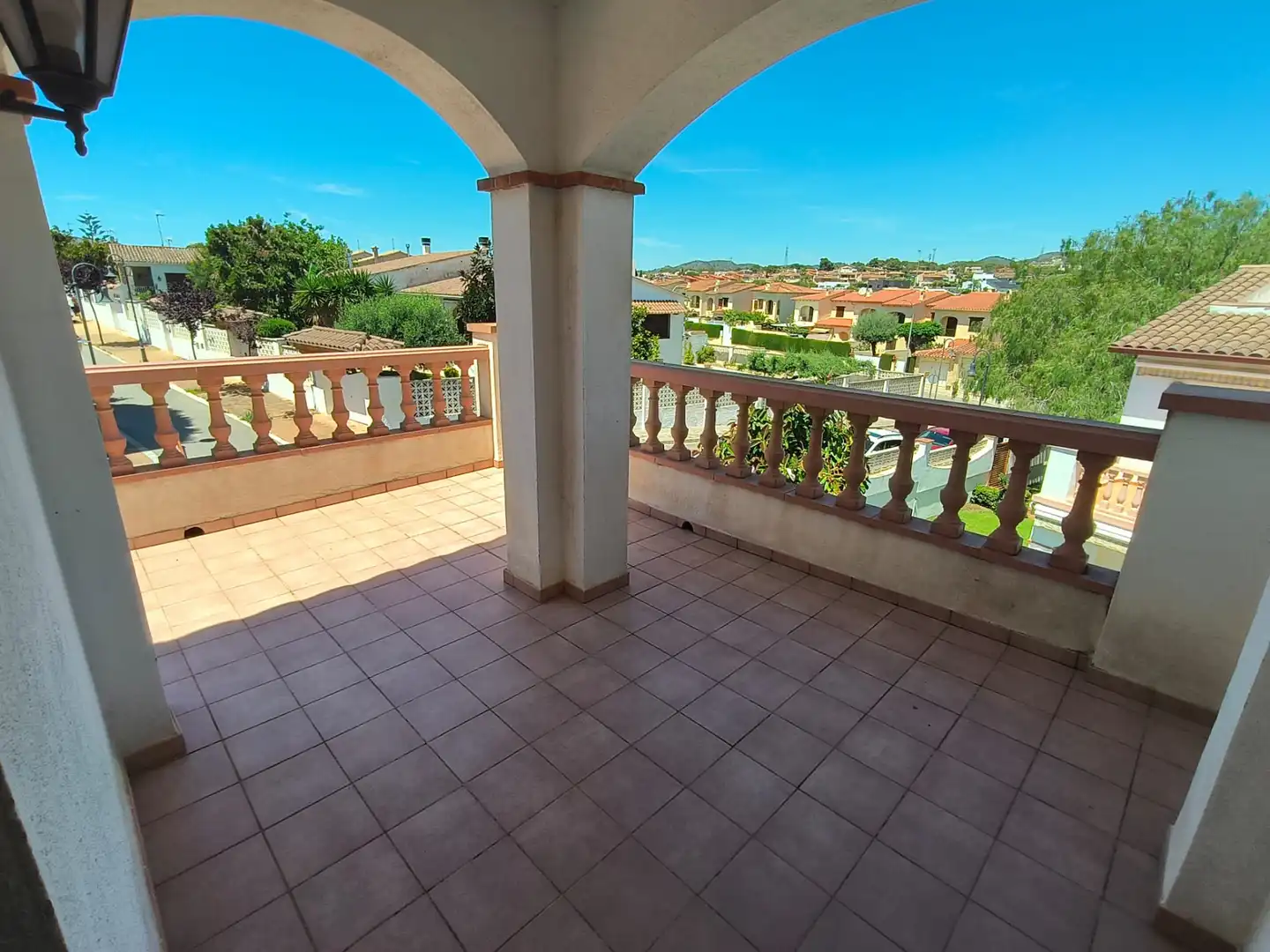 Terrace of Houses for sale in Roda de Berà, Tarragona