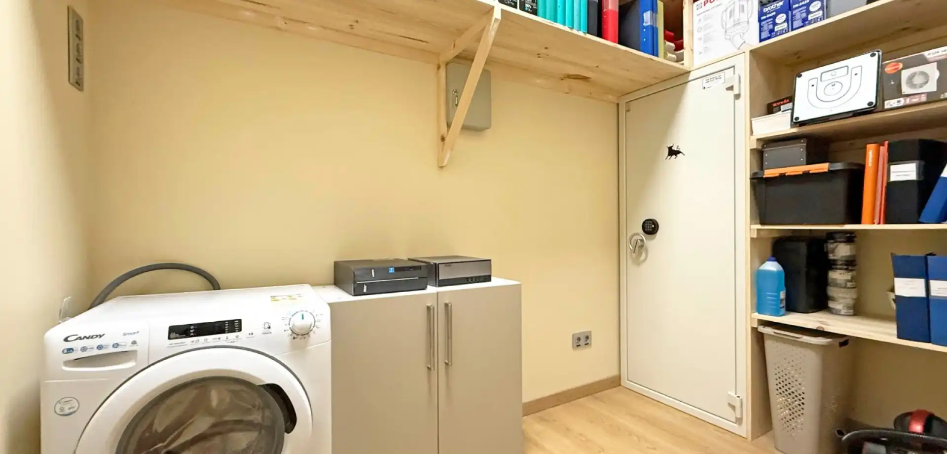 Bedroom of Office for sale in Torrevieja