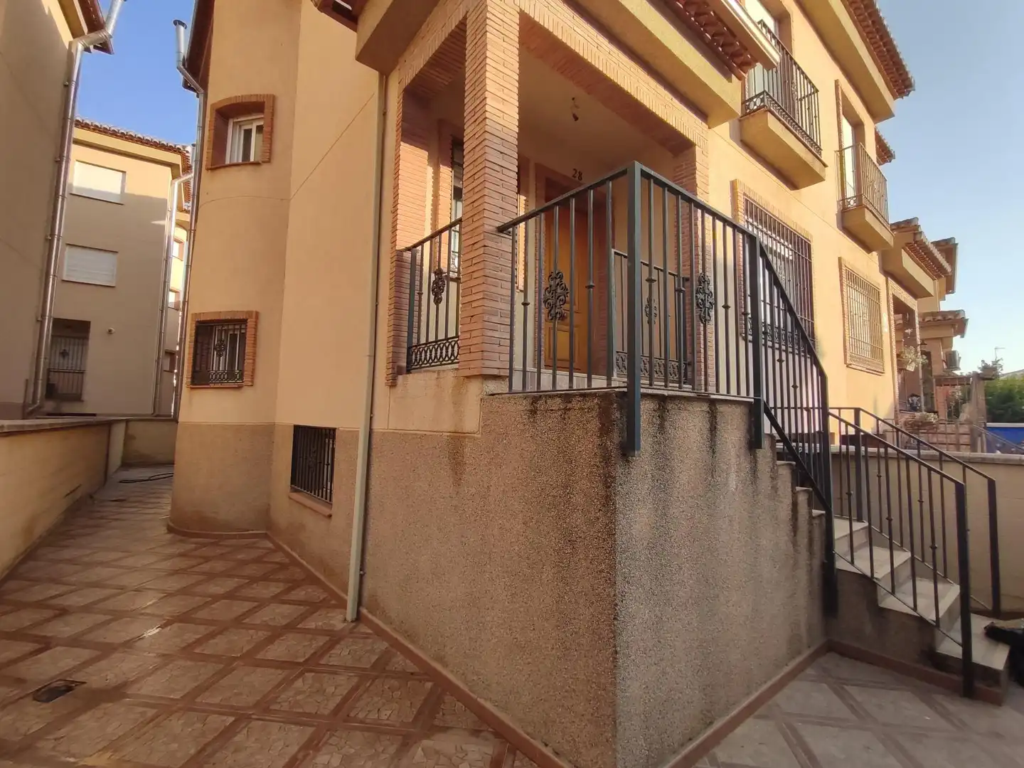 Detached homes for sale in Atarfe