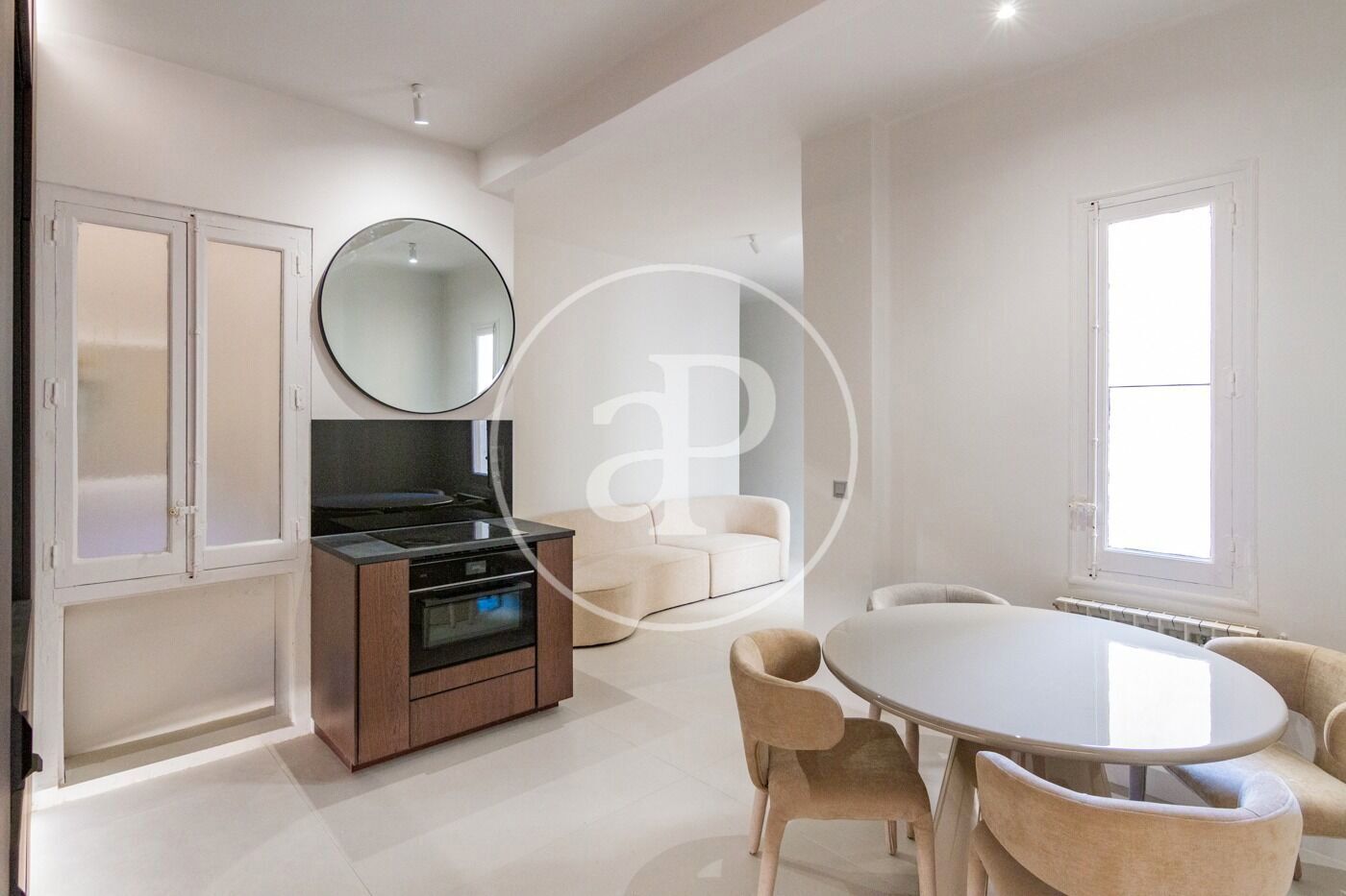 Sala d'estar de Pis de lloguer en  Madrid Capital amb Aire condicionat, Calefacció i Moblat