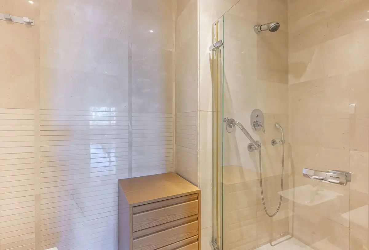 Piso con ascensor en venta en Milla de Oro, imagen 25