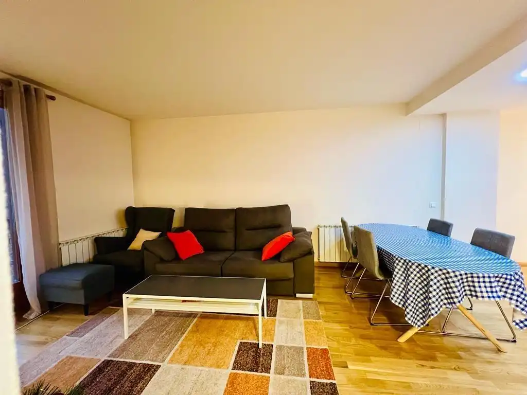 Sala de estar de Estudio en venta en Sort
