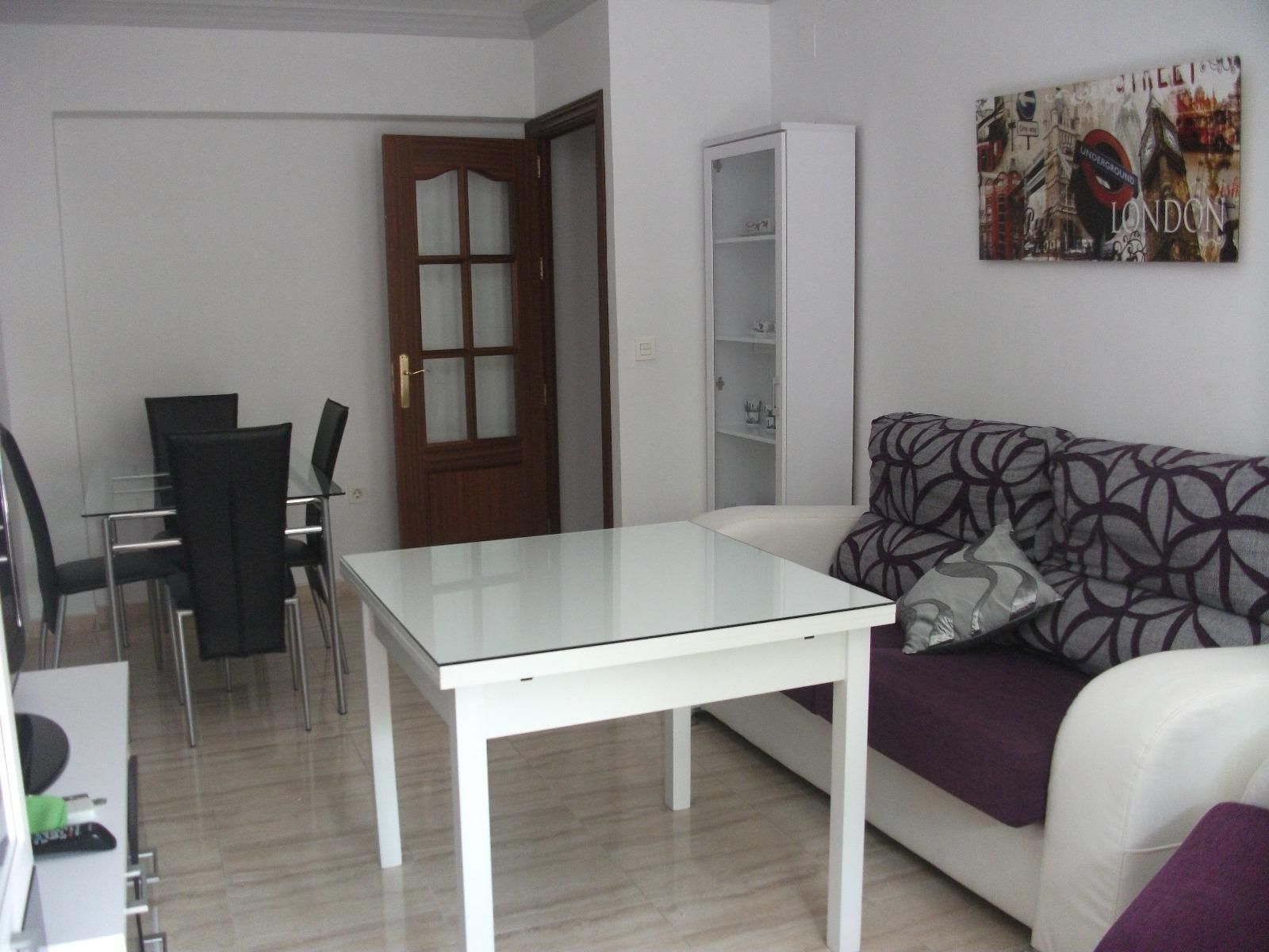 Living room of Flat to rent in  Granada Capital