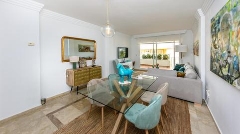 Foto 3 de Apartament en venda a Avenida Calderon de la Barca-nva, 75, Los Naranjos, Málaga