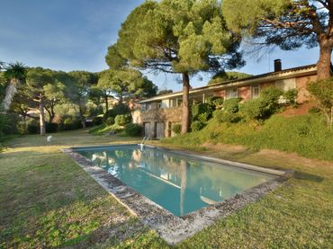 Chalet con piscina en venta en Passeig de Bell-Aire 38