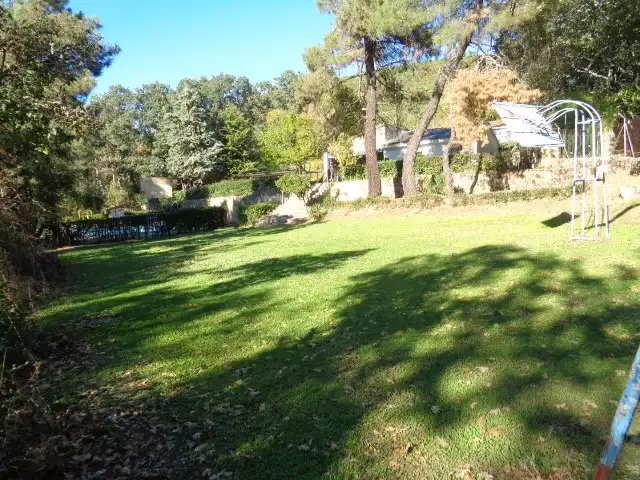 Casa o chalet en venta en Navamorcuende con Aire acondicionado, Jardín privado y Trastero