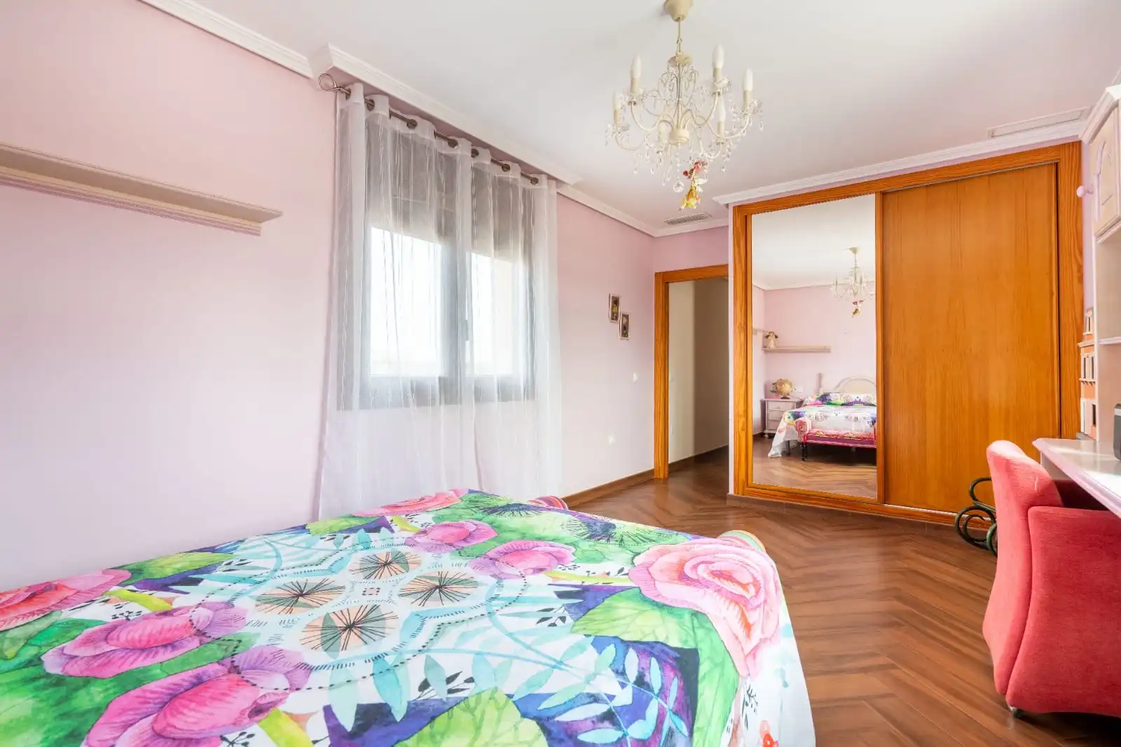 Habitación de Casa o chalet en venta en Almería con Aire acondicionado, Calefacción y Jardín privado