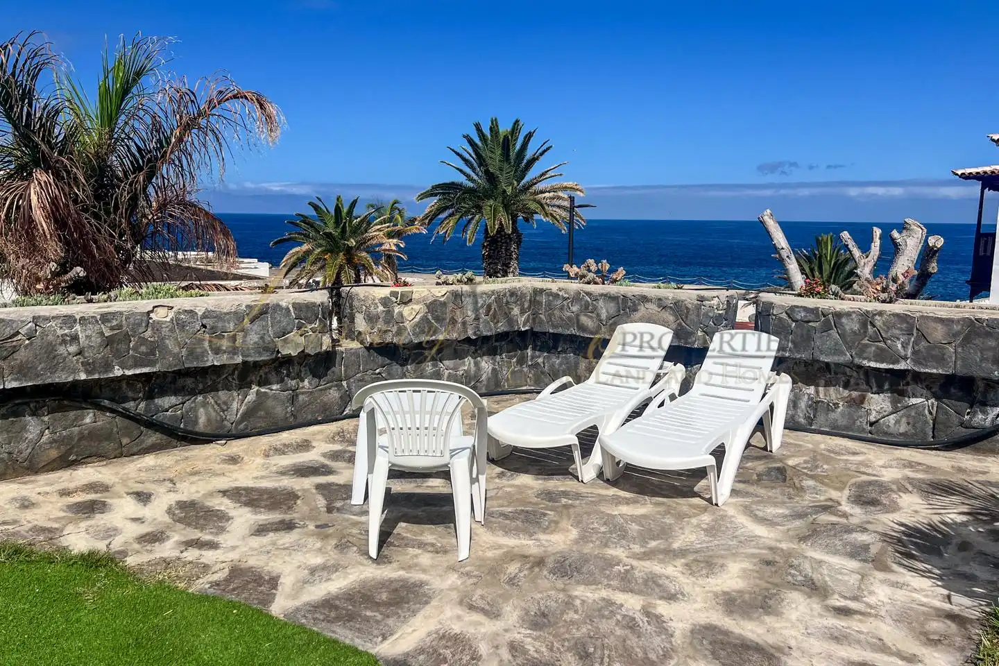 Jardí de Planta baixa en venda en Santiago del Teide amb Terrassa, Moblat i Piscina comunitària