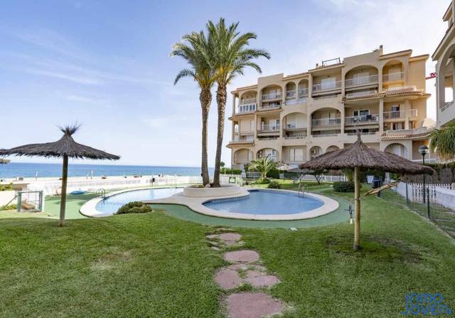 Apartamento en Alquiler en Carrer de Sorolla en Playa Muchavista